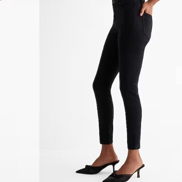 Express Mid Rise Black Supersoft Skinny Jeans - Picture 4 of 7